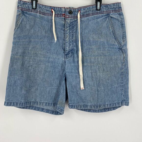 Tommy Hilfiger Women’s Blue Jean Shorts Distressed Style size 10 - Picture 1 of 4